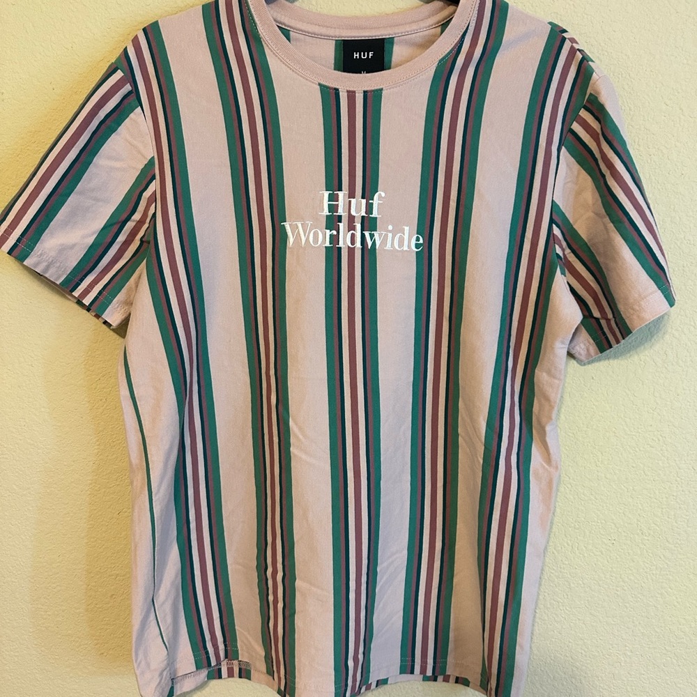HUF T-shirt